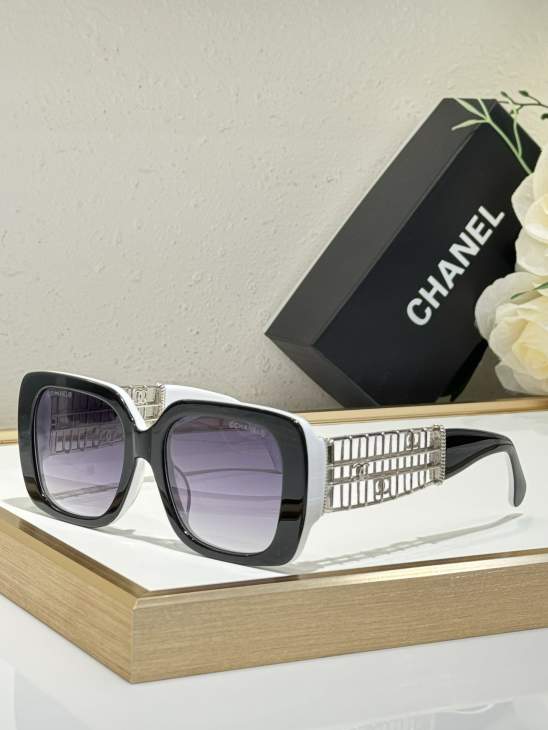 Picture of Chanel Sunglasses _SKUfw79615396fw